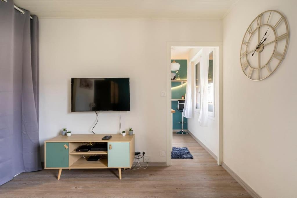 Studio Cosy Proche Du Centre + Parking Gratuit Cluses Exterior foto